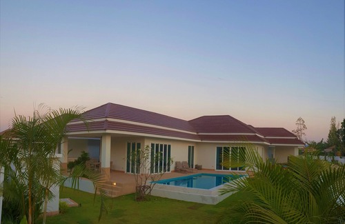 Hua Hin Villa | Exclusive Infinity Pool Villa Experience in Hua Hin