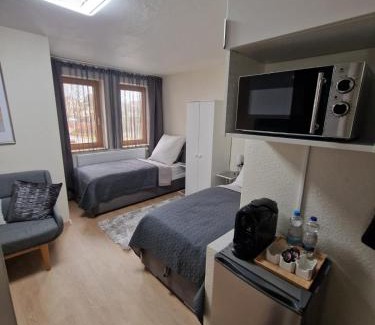 Steinenbronn Apartment | Unique Messe - Airport: Highly Rated & Family Friendly Stay