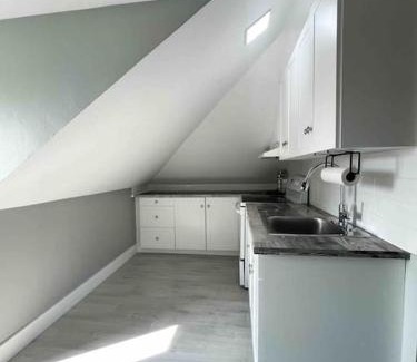 Chapleau Apartment | Modern 2-Bedroom Apartment: Pet & Child Friendly Retreat