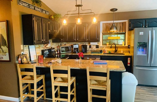 Murphy Ski Chalet | Mountain Paradise Retreat with Garden & Pet-Friendly Access