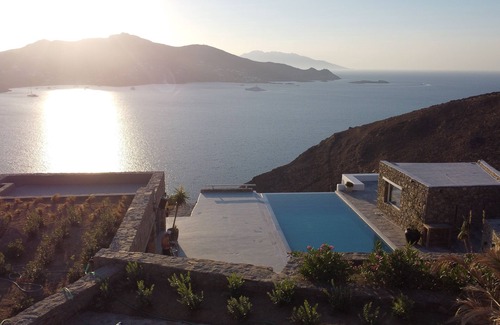 Ano Mera Villa | Exclusive Private Villa Estate with Ocean View & Full Privacy