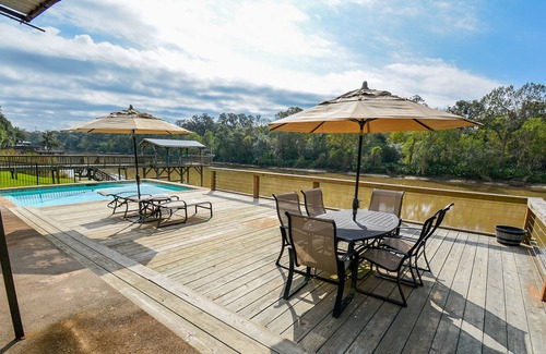 Brazoria House | Unique San Bernard River Escape With Pool