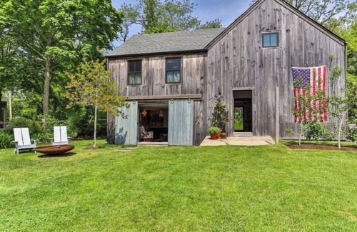 Sandwich House | Unique Sandwich Barn/House Compound: Steps to Beach & Shops