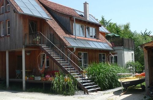 Salem Apartment | Eco-Friendly Apartment with Ocean Views - Rated 9.8/10