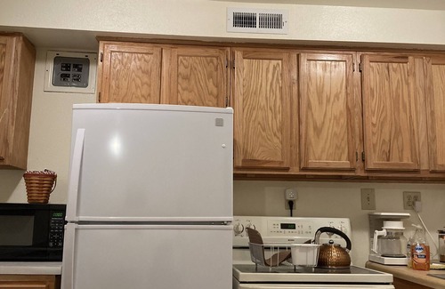Tyrone House | Historic Home Near Downtown with Spa & Pet-Friendly Amenities