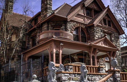 LoDo House | Unique Denver Escape: Pool Access & Pet-Friendly Comfort!