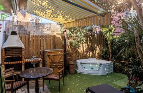 Sintra House | Unique Tiny Smart Home with Private Garden, Jacuzzi, PS5, Cinema Projector - Sintra WOW