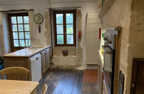 Douzillac House | Traditional Farmhouse with Private Pool in Rural Dordogne