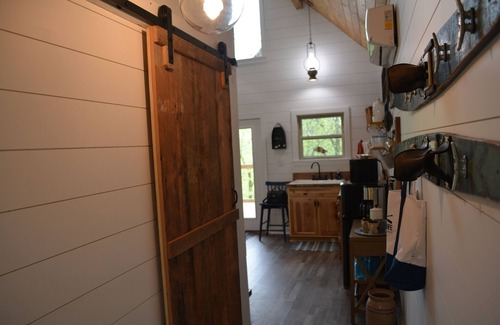 Jones Mills Cabin | Enchanting Treehouse Retreat at Lake Catherine with Views