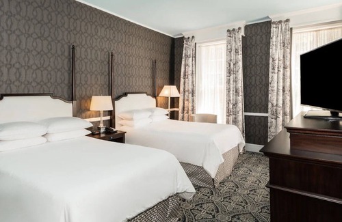 Historic District Hotel | Victorian Getaway Steps from Waterfront with Ocean Views