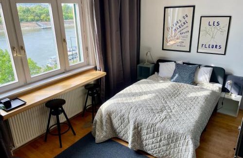 Ujlipotvaros Apartment | Scenic Views of Danube and Buda Hills Near Margaret Island