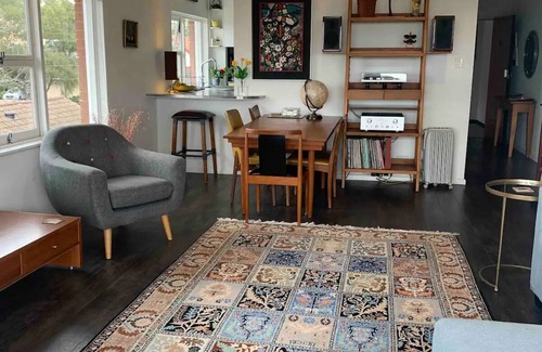 Balgowlah Apartment | Scenic Balgowlah Apartments Near Beach and Cafes