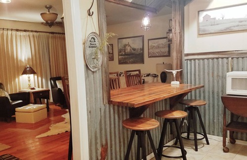 Landon Branch House | Convenient Stay near EXTRACO, SILOS & Magnolia Table!