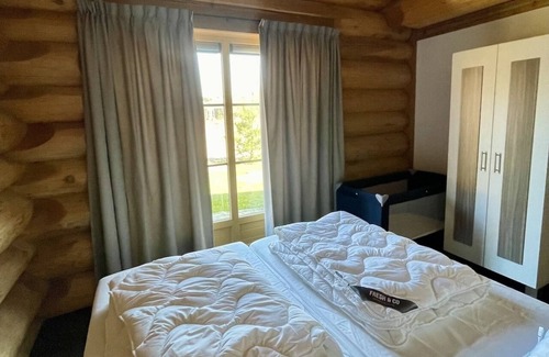 Linde Cabin | Unique Wooden Villa with Sauna and Spa in Twente