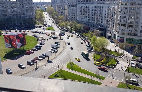 Bucharest Apartment | Comfortable Stay at Unirii Boulevard Apartment with Breakfast