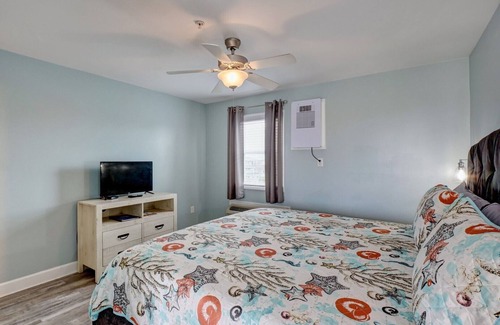 Surf City Hotel | Oceanfront Comfort at Unit 009, Tiffany's Motel