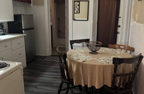Niagara Falls Apartment | Cozy 2 Bedroom Apartment Steps from Niagara Falls