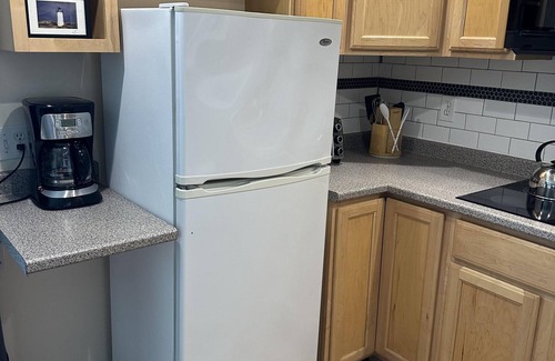 North Truro Condo | Top-Rated Oceanfront Studio with Pool and Kitchen Access