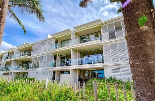 Rainbow Beach Apartment | Relaxing Unit 101 at Plantation Resort - Rainbow Beach Awaits