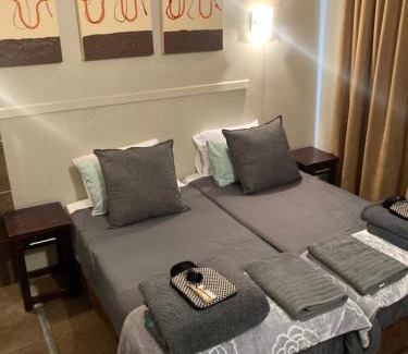 Bloemfontein Apartment | Cozy Getaway at Unit 14 A-Block Bains Game Lodge