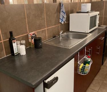 Bloemfontein Apartment | Cozy Getaway at Unit 14 A-Block Bains Game Lodge