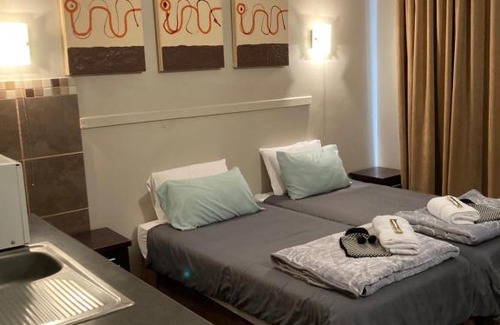 Bloemfontein Apartment | Cozy Getaway at Unit 14 A-Block Bains Game Lodge