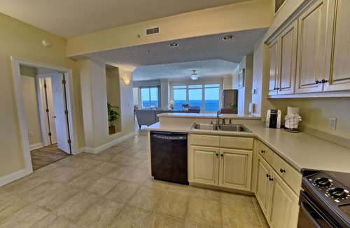 Thomas Drive Condo | Unit 2006: Elegant Ocean View Retreat on the 20th Floor