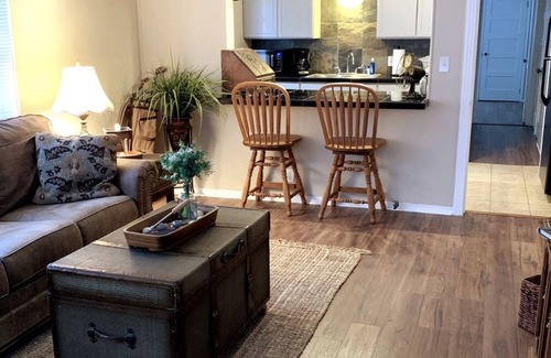 San Saba Apartment | Historic Triplex Bungalow Unit 206 - Family Friendly Stay