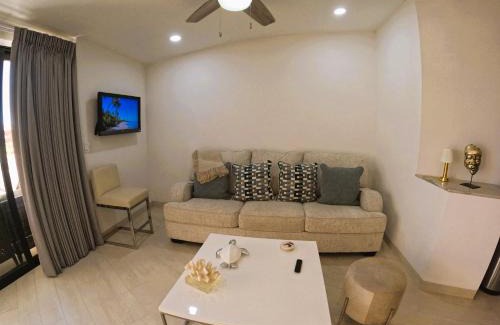 Marina House | Unit 238 - Casa Amber-OCEAN VIEW-Fully Renovated