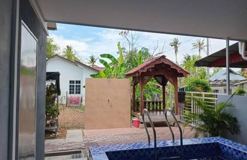 Kampung Pumpong House | Family-Friendly Unit 3 D'SUKA MENANTI HOMESTAY - Rated 8.8