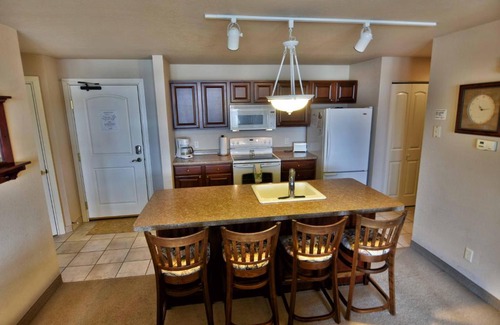 Birchwood Apartment | Family-Friendly Retreat at Unit 317 Tagalong Condo