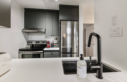 Mont-Tremblant Condo | Guest Rated 10/10: Hotel du Lac Mountain & Lake View Condo