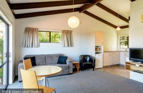 Kaiteriteri House | Cozy Unit 6 Kaiteri Apartments - Family Friendly Retreat