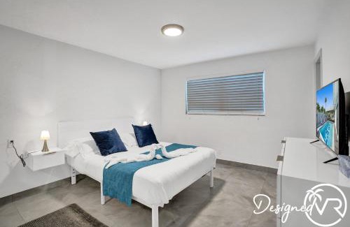 Deerfield Beach House | Discover Unit E SeaI: Private House near Deerfield Beach