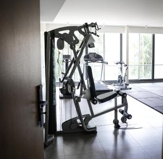 Bourj Hammoud Apartment | Accessible Comfort at Unit For Living - 4-Star Retreat