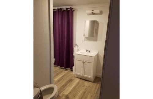 Golconda House | Budget-Friendly Unity House North with Lake View & Breakfast