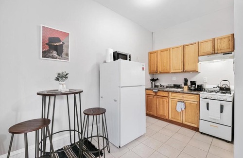 Spruce Hill Apartment | Elegant University City Studio Apartment - 10/10 Guest Rated