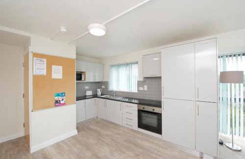 Cork Other | University Hall Apartments: Guest Rated 9/10 with Breakfast