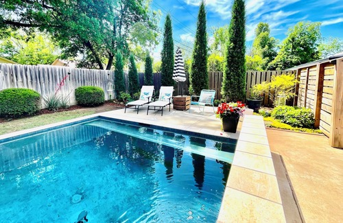 Norman House | Impressive University Home with Pool & Ocean View for 10