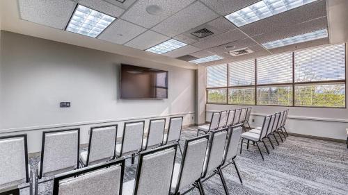 Logan Hotel | University Inn
