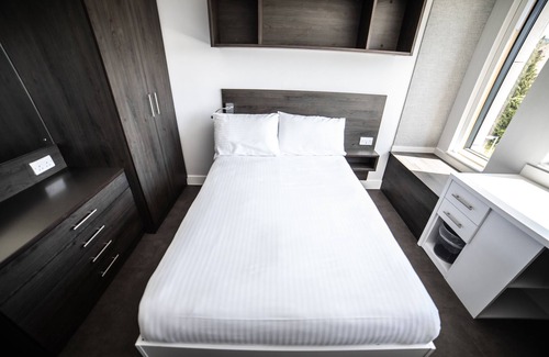 Bath City Centre House | Comfortable University of Bath Guest Accommodation Awaits