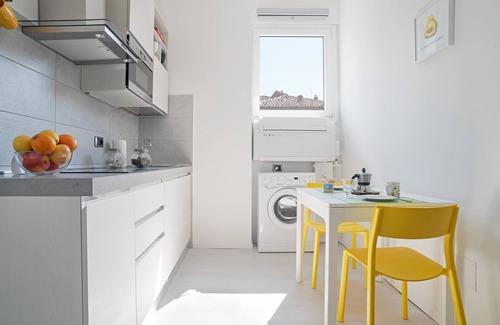 San Donato-San Vitale Apartment | Convenient University of Bologna & Porta San Donato Stay