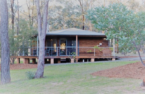 Pokolbin Villa | Discover Unlax @ Hunter Valley: 4-Star Escape with Breakfast