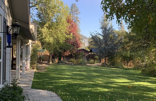 Lewiston House | Endless Recreation Awaits at Trinity River & Lewiston Lake