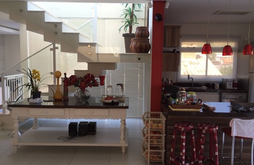 Garopaba House | Inviting House with Pool and Spa - Guest Rated 9.6/10