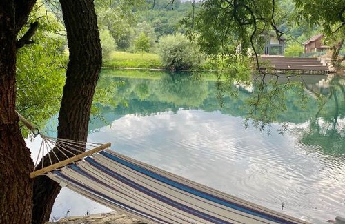 Bihac House | Discover Unna-E Luxury House: Oceanfront Bliss Awaits