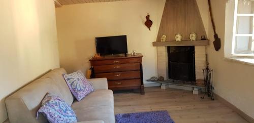 Faggeto Lario Apartment | Scenic Lake Views with Child-Friendly Amenities
