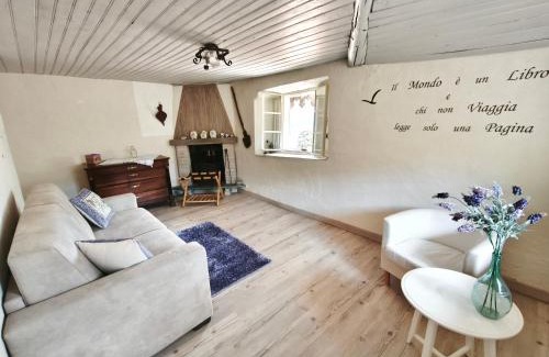 Faggeto Lario Apartment | Scenic Lake Views with Child-Friendly Amenities