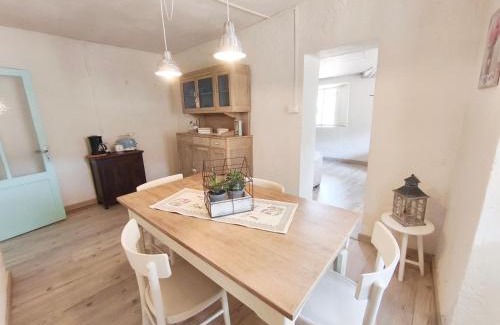 Faggeto Lario Apartment | Scenic Lake Views with Child-Friendly Amenities