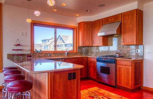 Bandon House | Unobstructed Oceanfront View at Face Rock